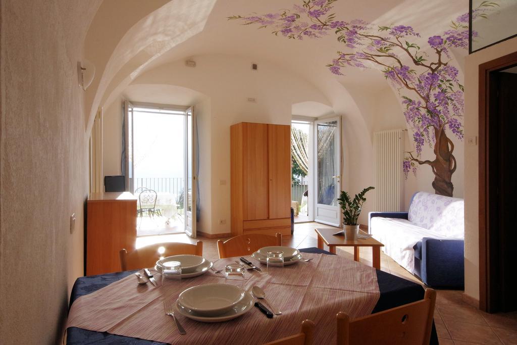 Residence Celeste Mezzegra Екстериор снимка